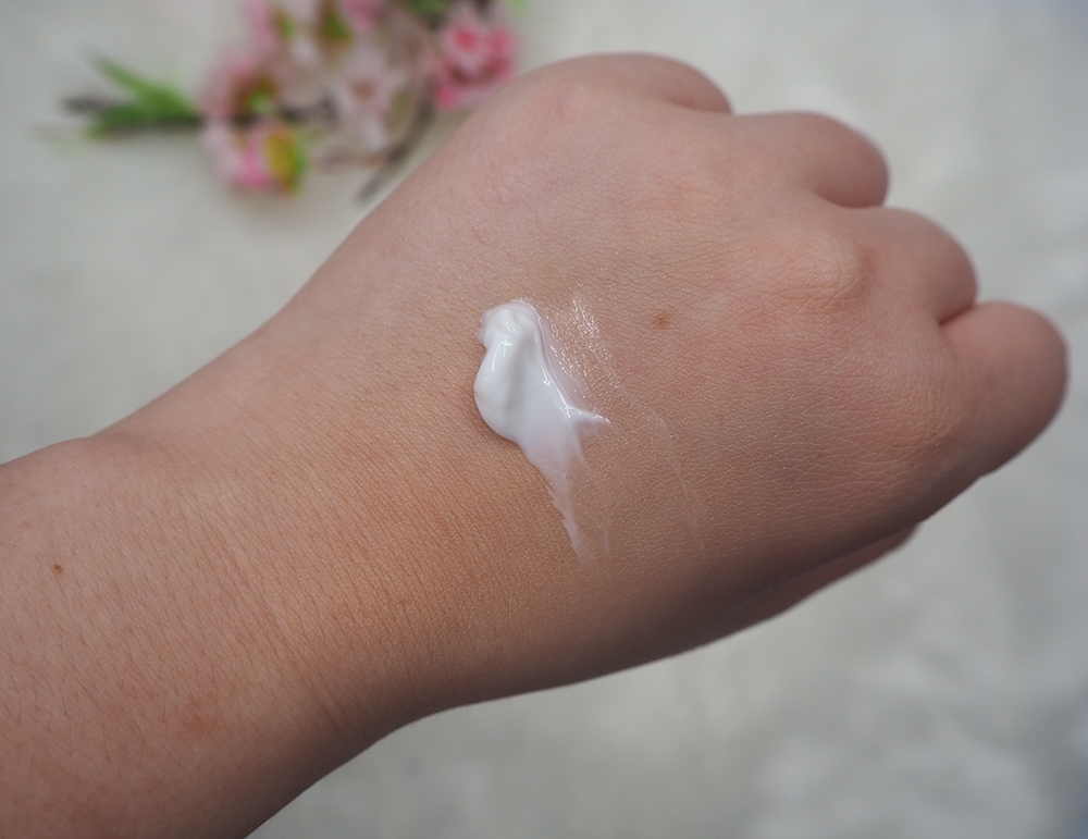 Bali Body Gradual Face Tan consistency image