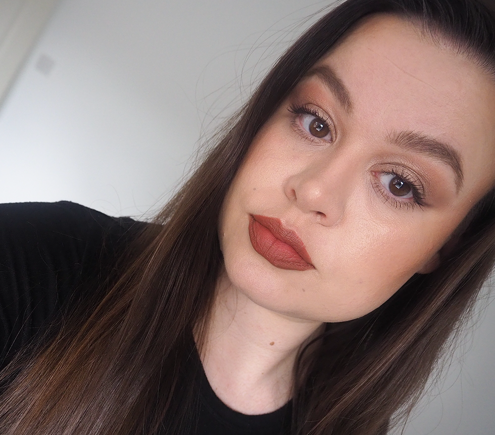 Victoria Beckham Beauty makeup look image