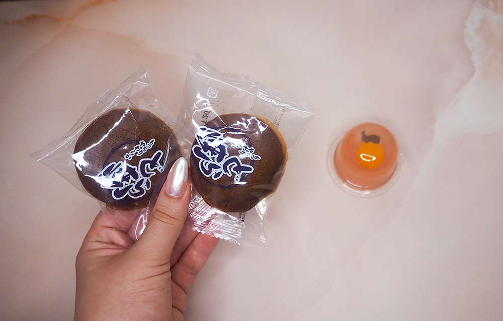 Anko dorayaki and peach jelly image