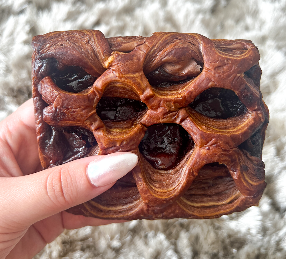 Chocolate cream Danish image