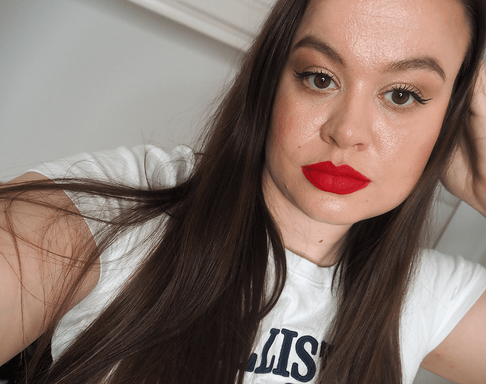 Christmas makeup look image