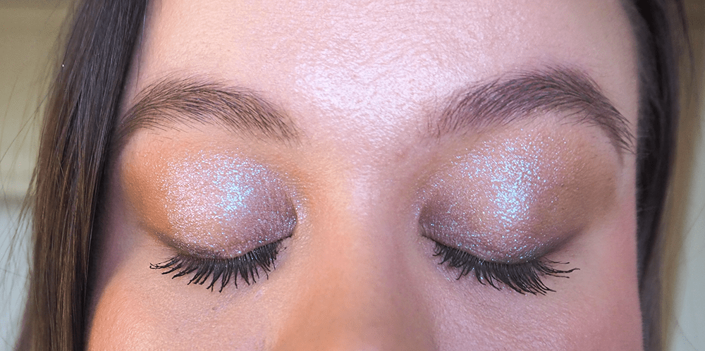 R.E.M. Beauty Midnight Shadows Lustrous Liquid Eyeshadow Fembot image