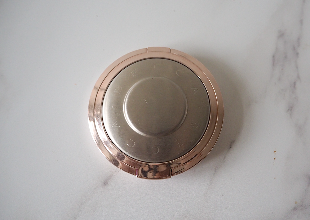 Becca Shimmering Skin Perfector Pressed Highlighter in Vanilla Quartz image