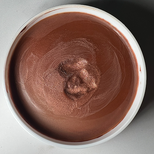 jones road highlighter balm image